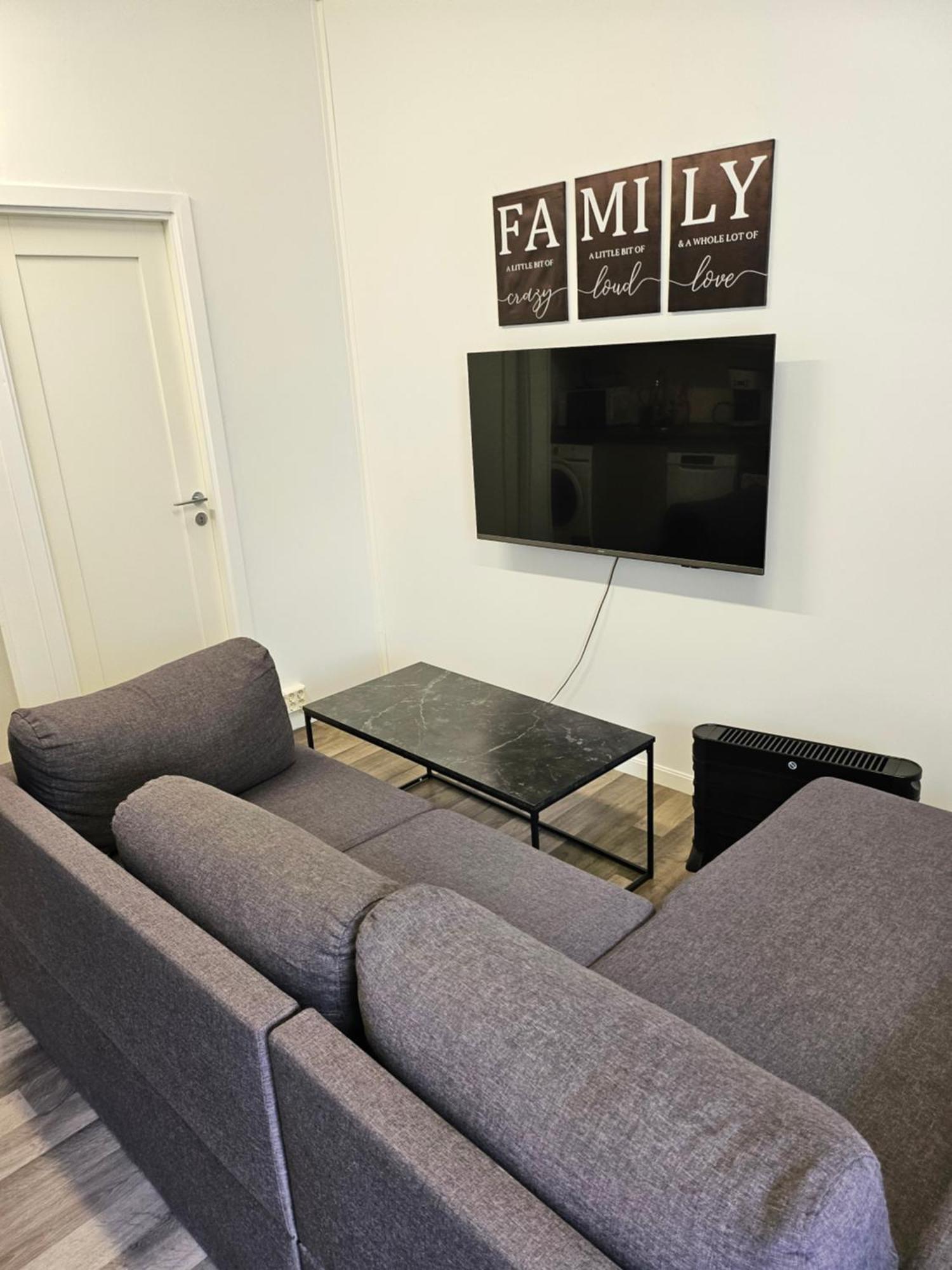Tromsoapartment Silent Area With Nice View I Have Warm Caravan For Rent Same Place, 4 People Exterior photo